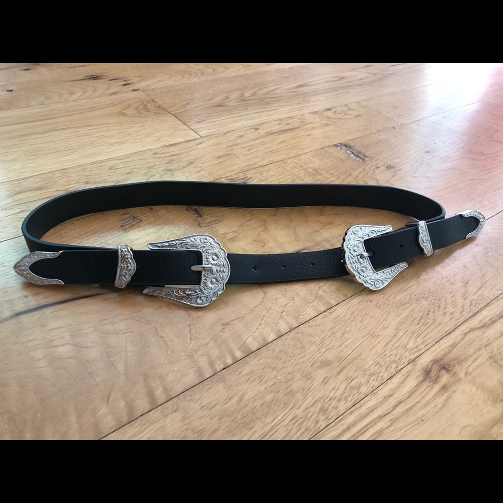 Double buckle belt